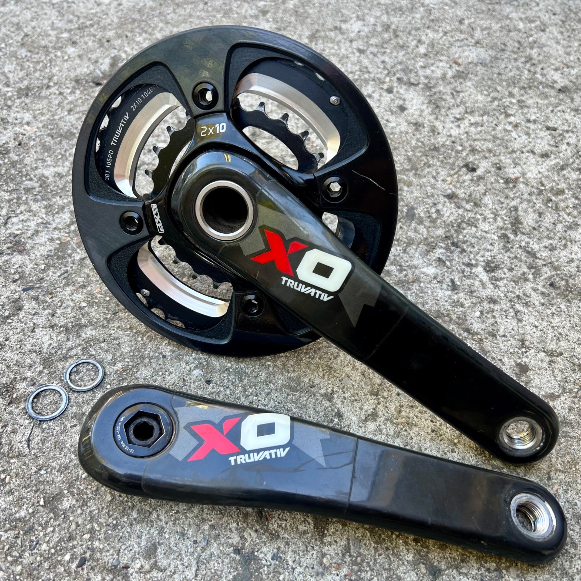 SRAM XO Carbon GXP Crankset 175mm 2x10 Double MTB DH 24mm Spindle Black Red