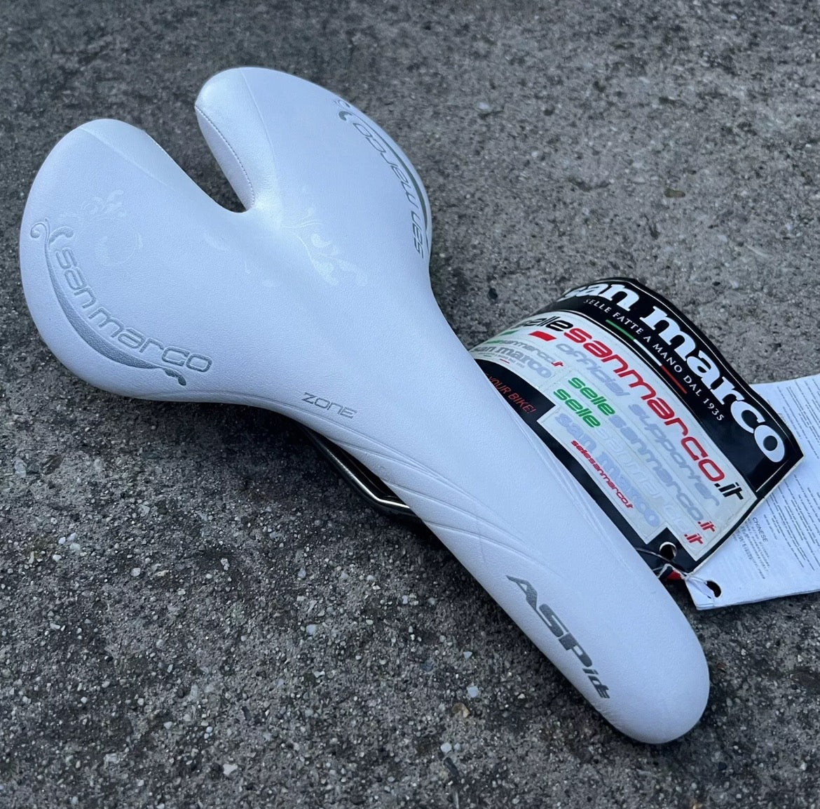 NEW Selle San Marco Aspide Glamour Saddle 156x274mm Xslite Rails White 193g