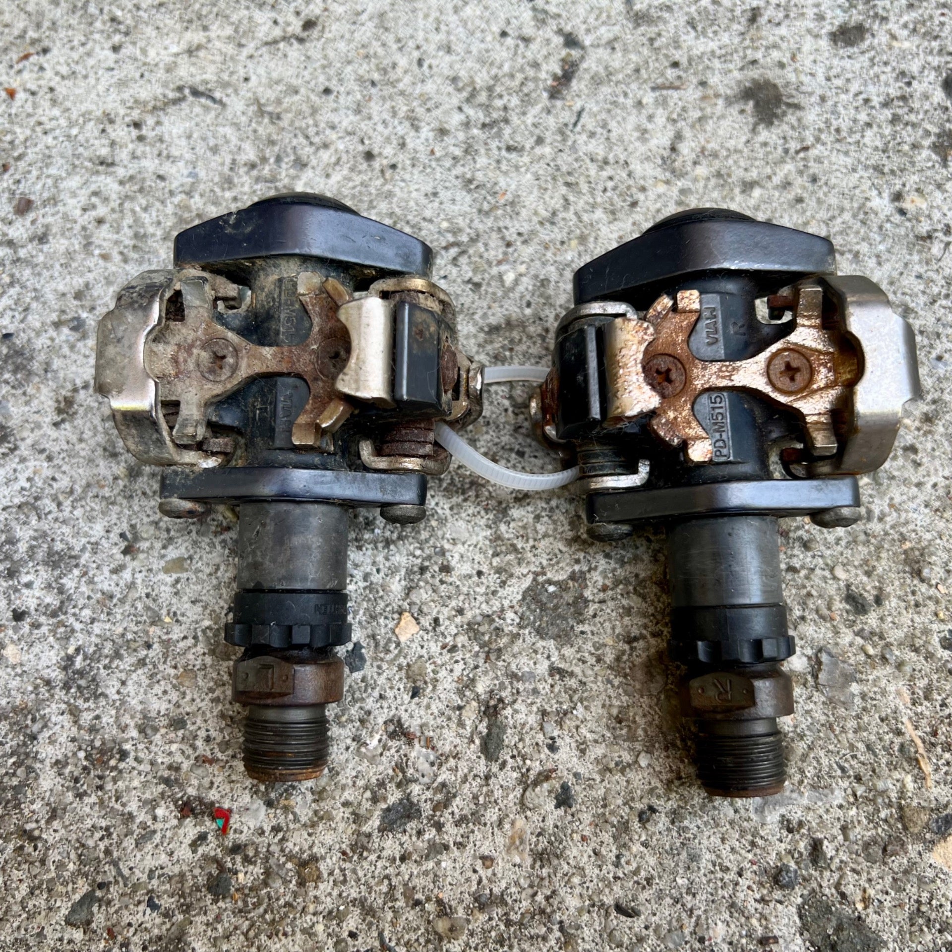 Shimano PD-M515 Clipless SPD Pedals Touring Gravel Road Mountain MTB Bike