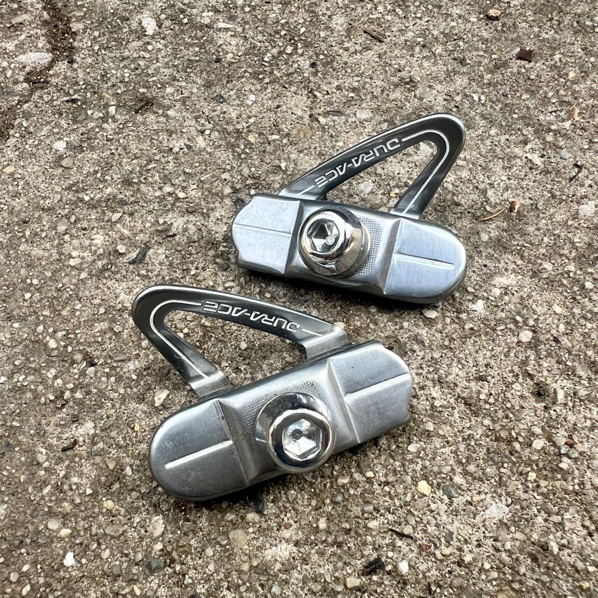 NOS NEW Shimano Dura Ace Brake Pad Insert Holders Gray Silver Vintage Retro Rim 