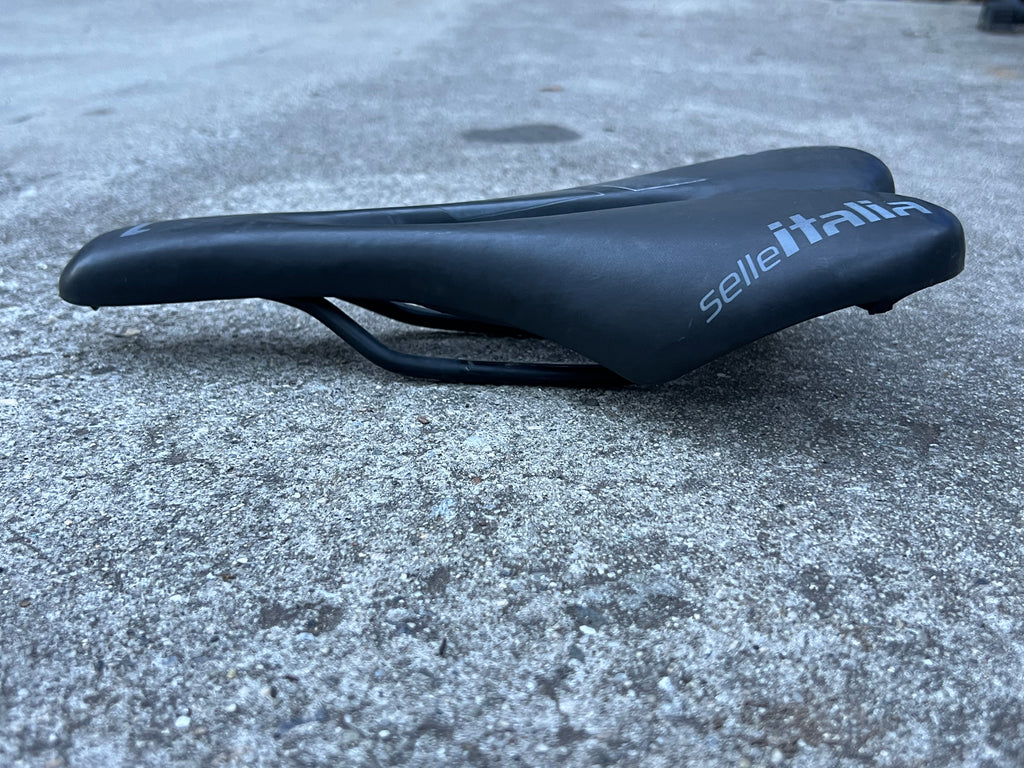 Selle Italia X1 Saddle Black MTB Mountain Road Gravel Bike 280x130mm