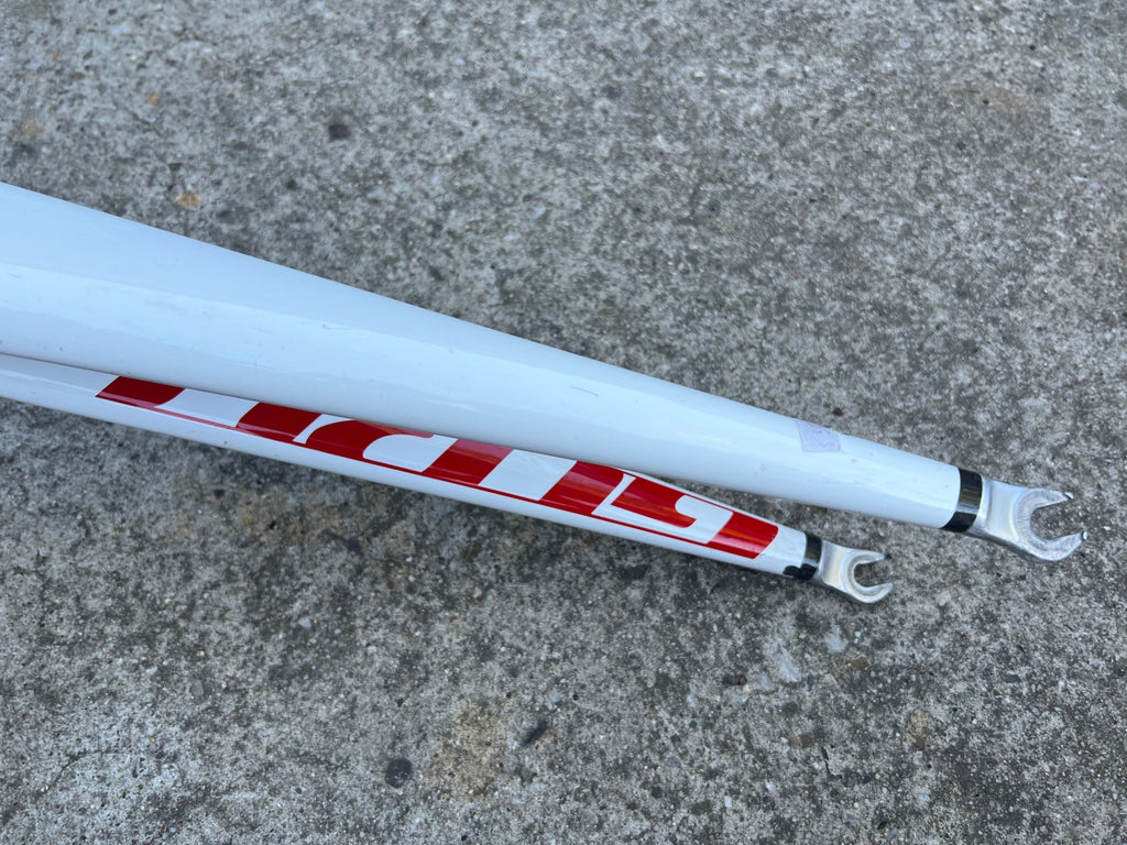 Guru Carbon Fork 700c 1 1/8” 8.25” Steerer True Temper White Red Threadless Road - Image 3