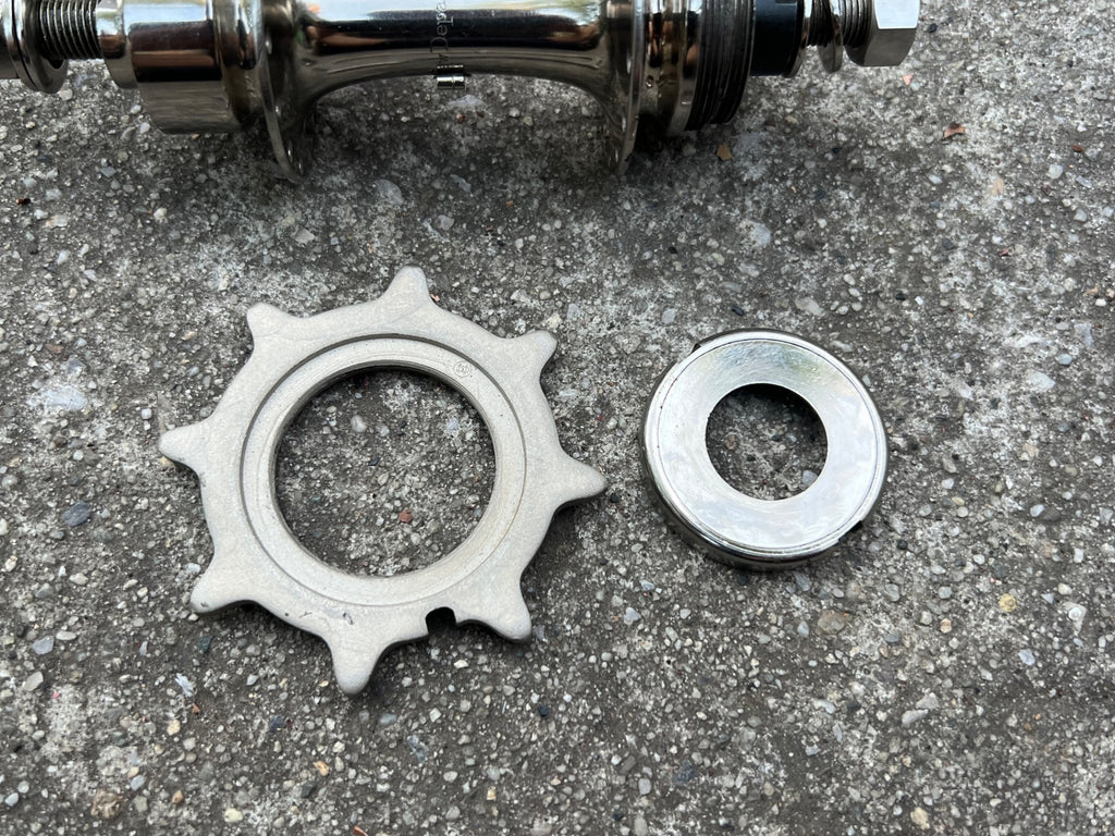 NOS New Departure Track Hub 28H Hole 110mm Fixed Gear Skip Tooth Antique Vintage - Image 3