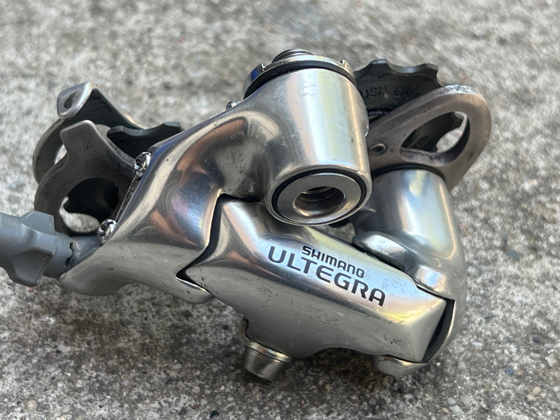 Shimano Ultegra RD-6500 9 Speed Short Cage Rear Derailleur Silver Road Vintage  - Image 3