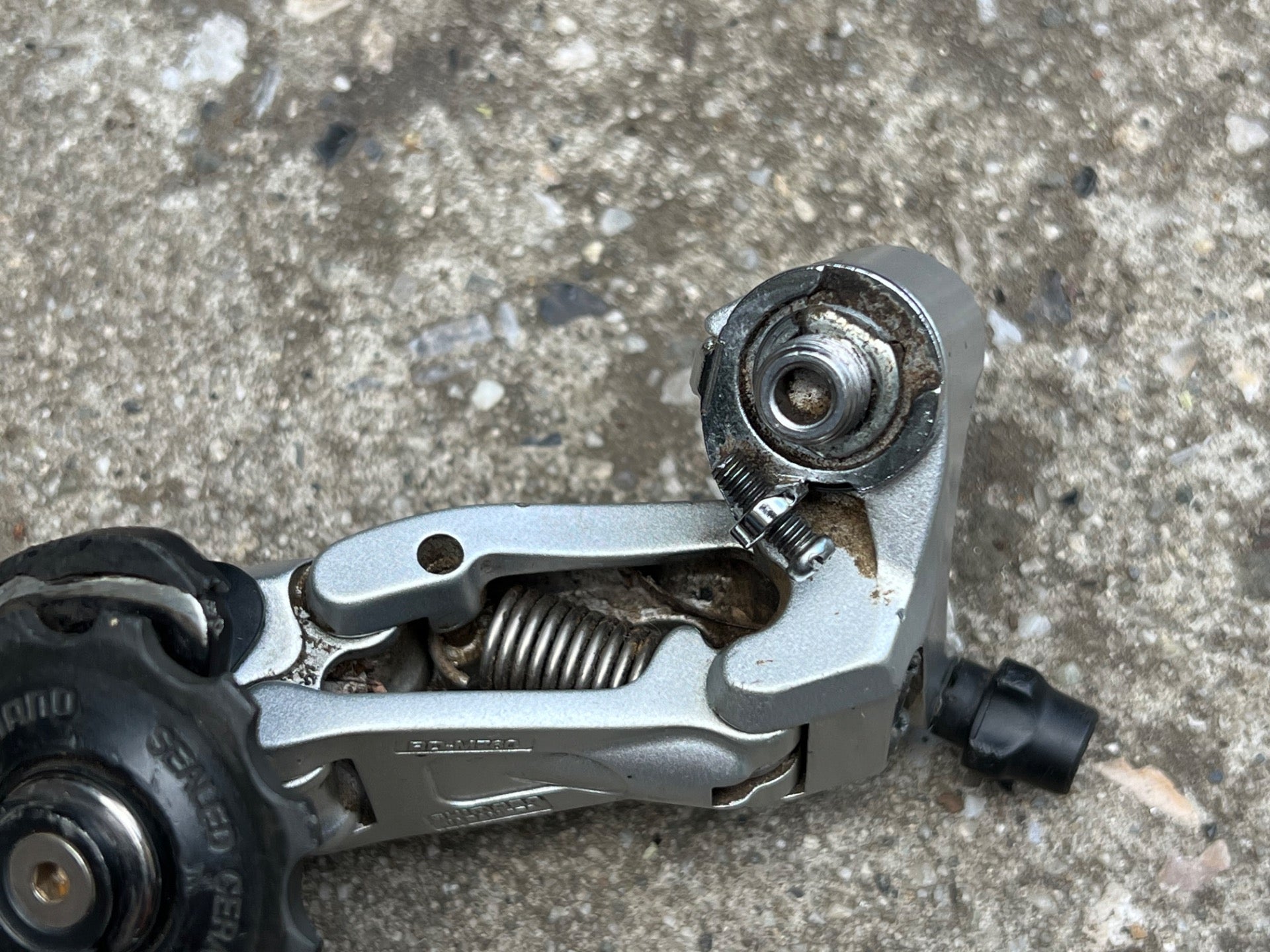 Shimano Deore XT M760 Long Cage 9 Speed Rear Derailleur Rapid Rise Mountain Bike - Image 3