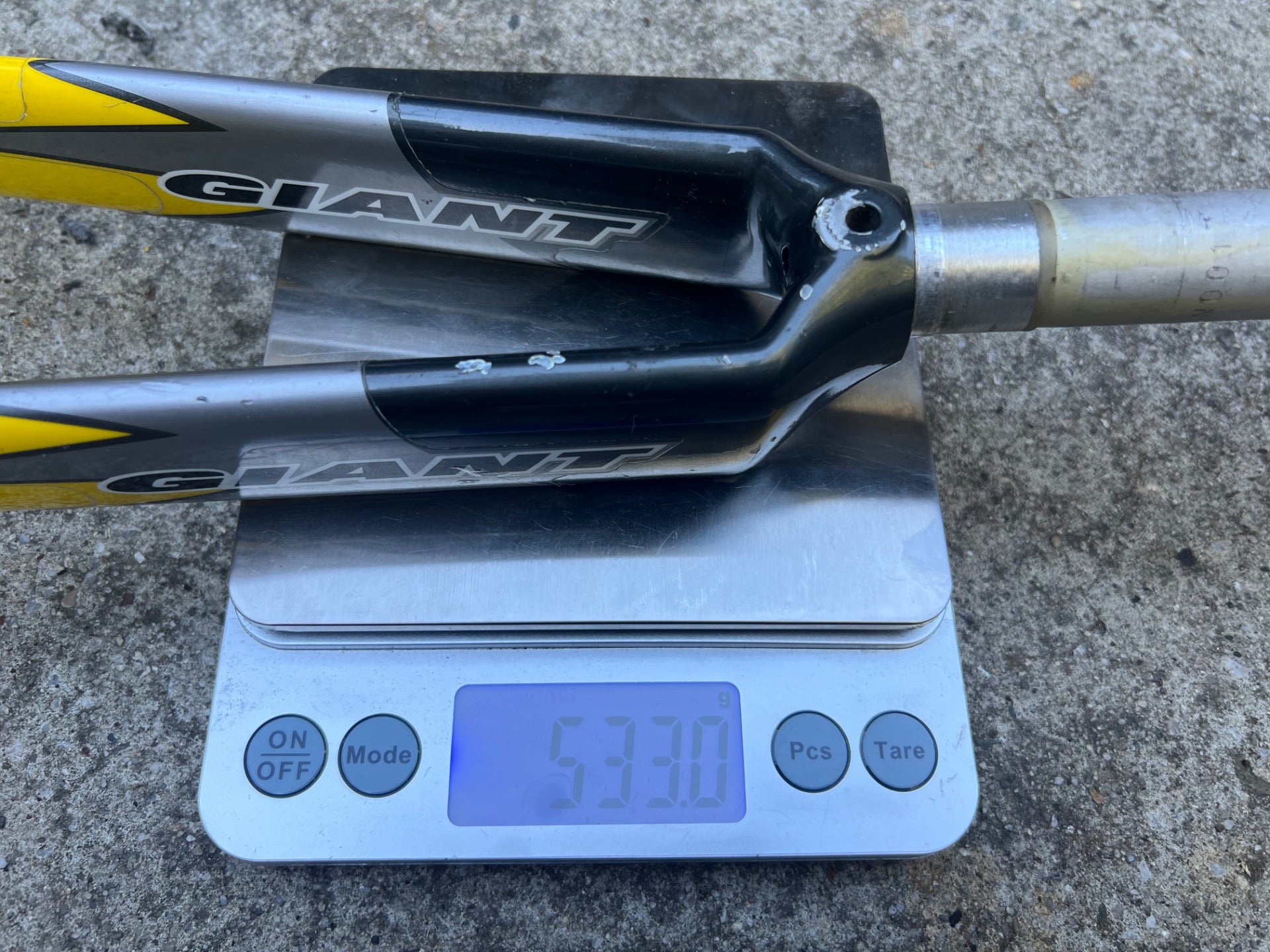 Giant Carbon Fork Aero 700c 1” 10.5” Threadless Steerer Road Yellow Gray Bike - Image 3