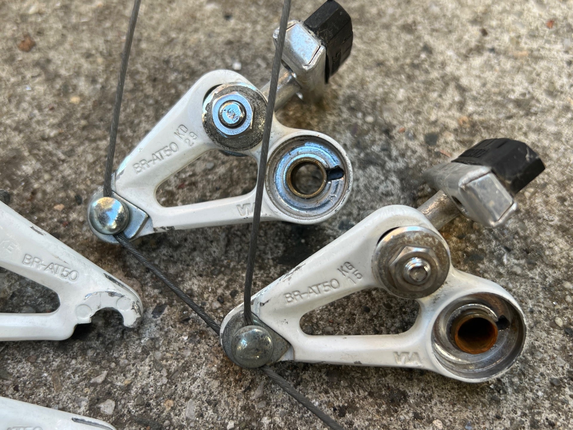 Shimano BR-AT50 Brakes Brake Set White Cantilver Vintage MTB Touring Retro ATB - Image 3