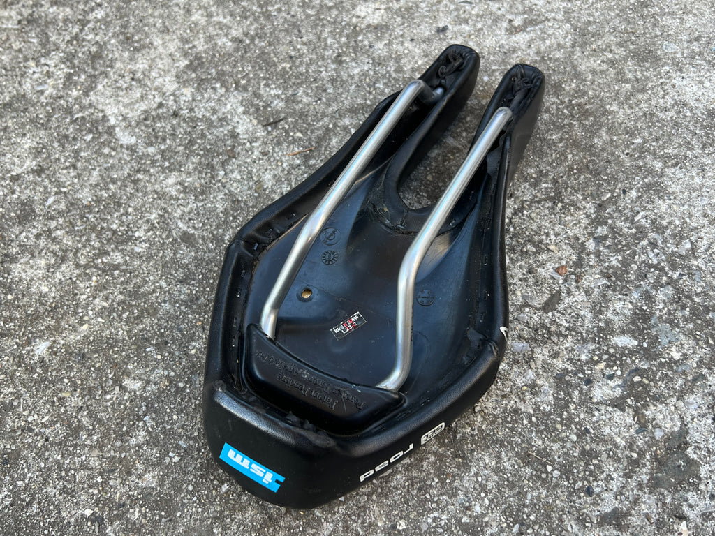 ISM Adamo Road Gel Saddle Tri Triathlon 245x130mm Racing Cycling