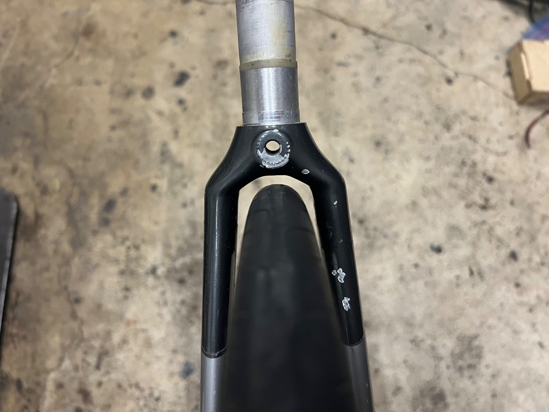 Giant Carbon Fork Aero 700c 1” 10.5” Threadless Steerer Road Yellow Gray Bike - Image 4