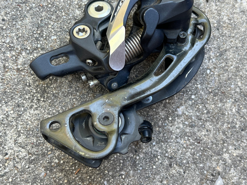 Shimano XTR RD-M980 Rear Derailleur 10 Speed Medium Cage Carbon XC MTB Gravel  - Image 4