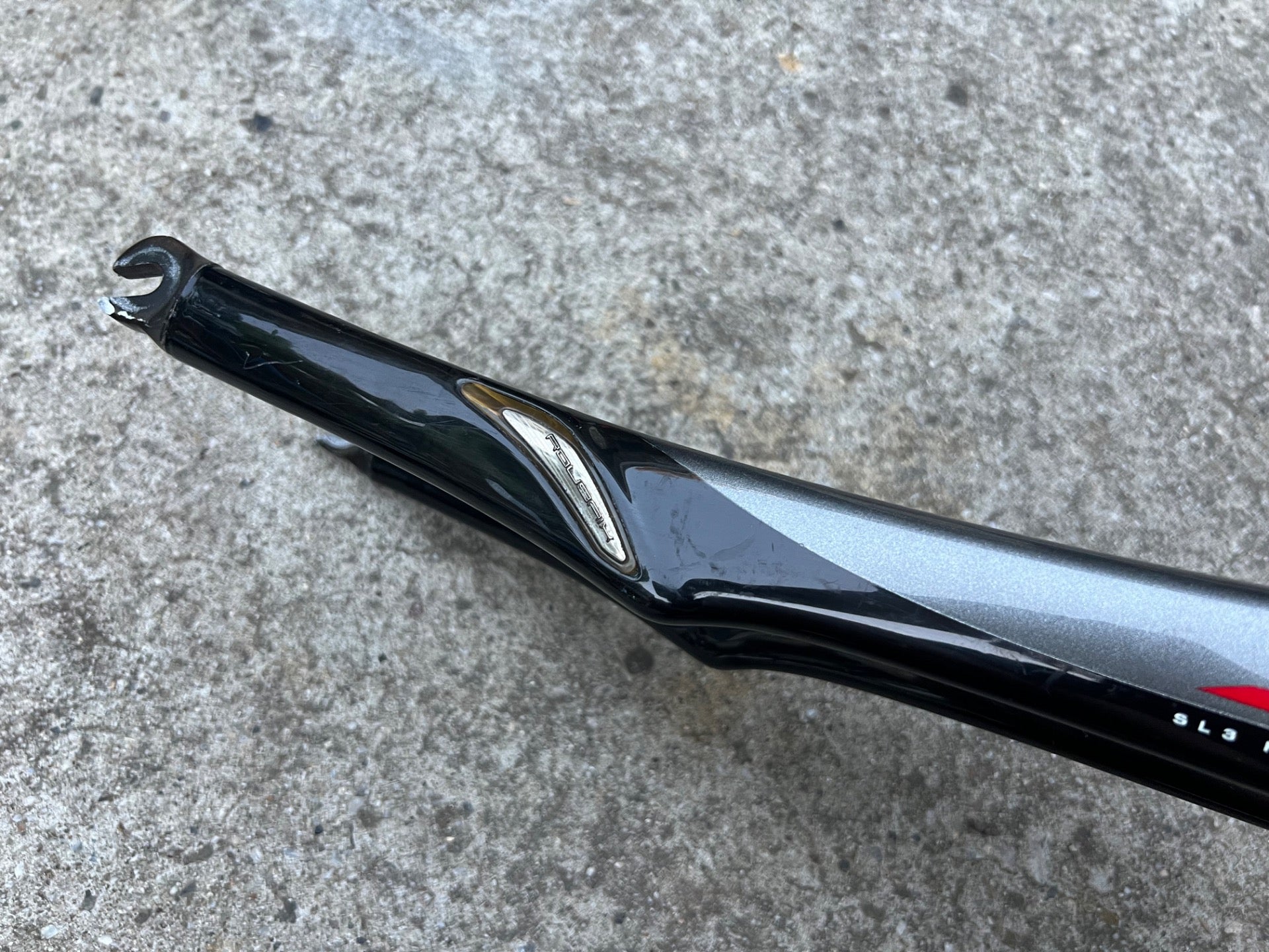 Specialized 700c Carbon Fork 1 1/8” to 1 1/4” Tapered Zertz SL3 Fact Gray Road  - Image 4