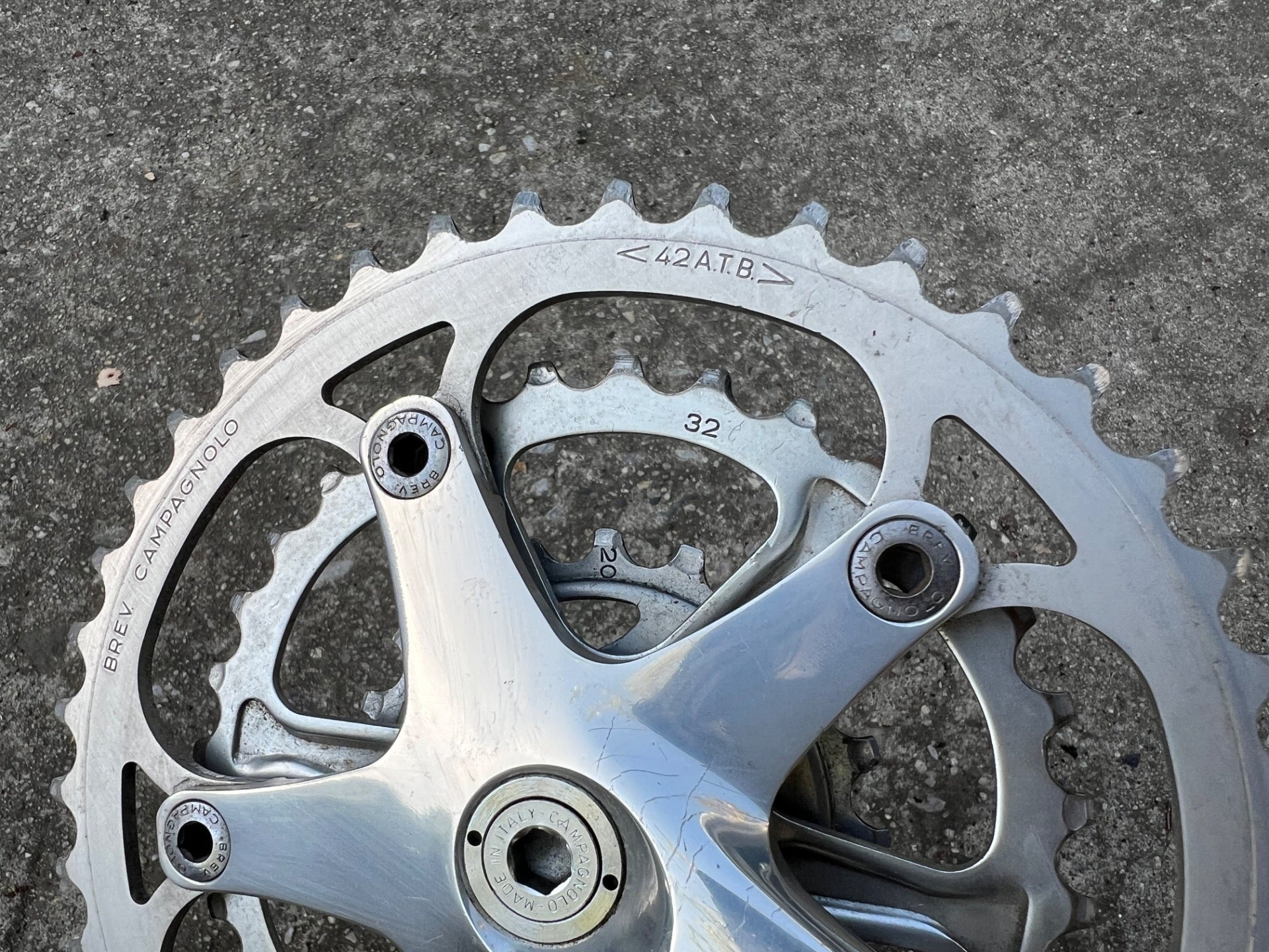 Campagnolo Icarus Record OR MTB Crankset 175mm 20/32/42T Triple Campy Silver  - Image 4
