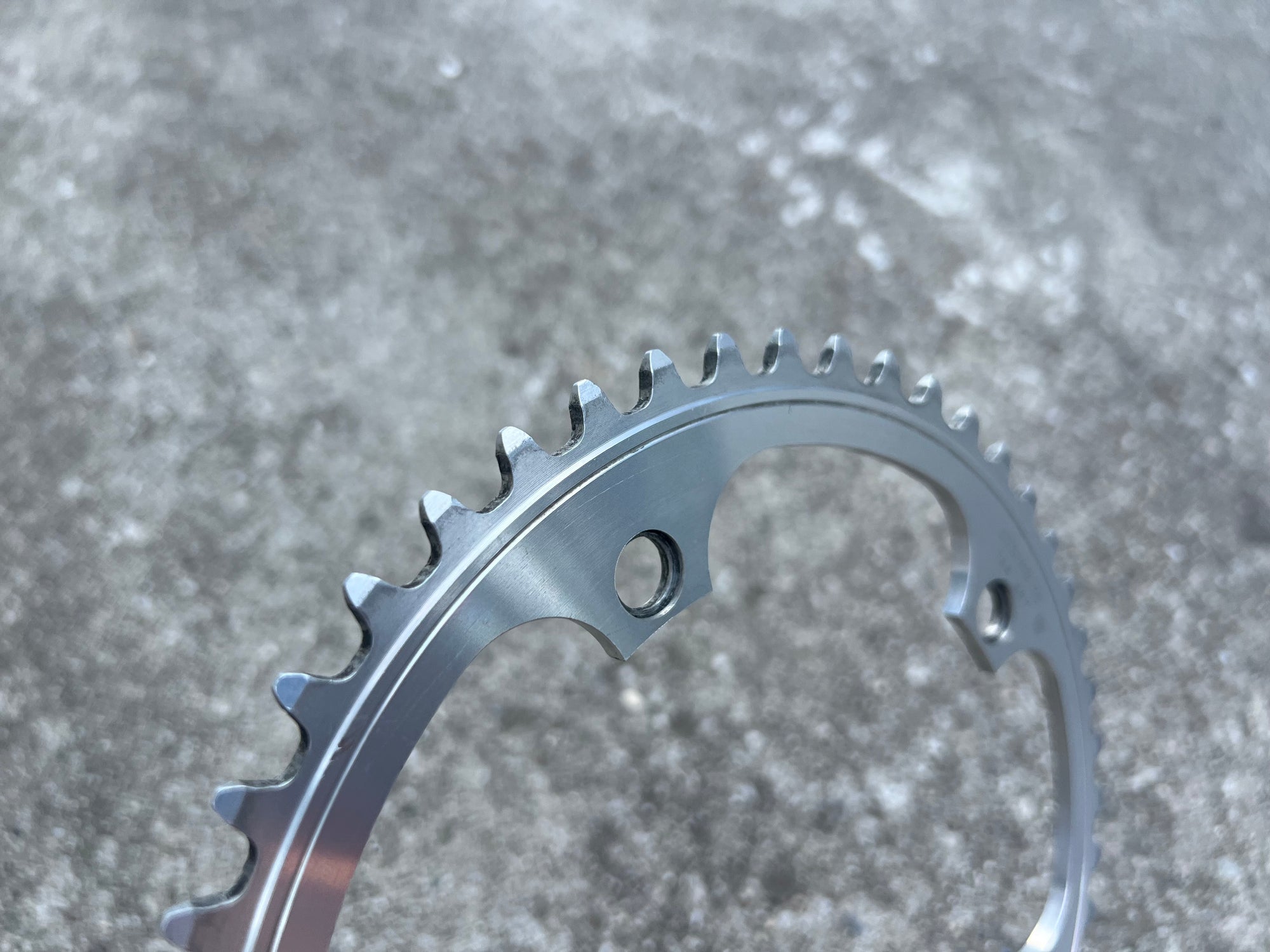 Sugino 75 144 BCD 48T NJS 1/8” Silver Gray 5 Bolt Arm Track Chainring