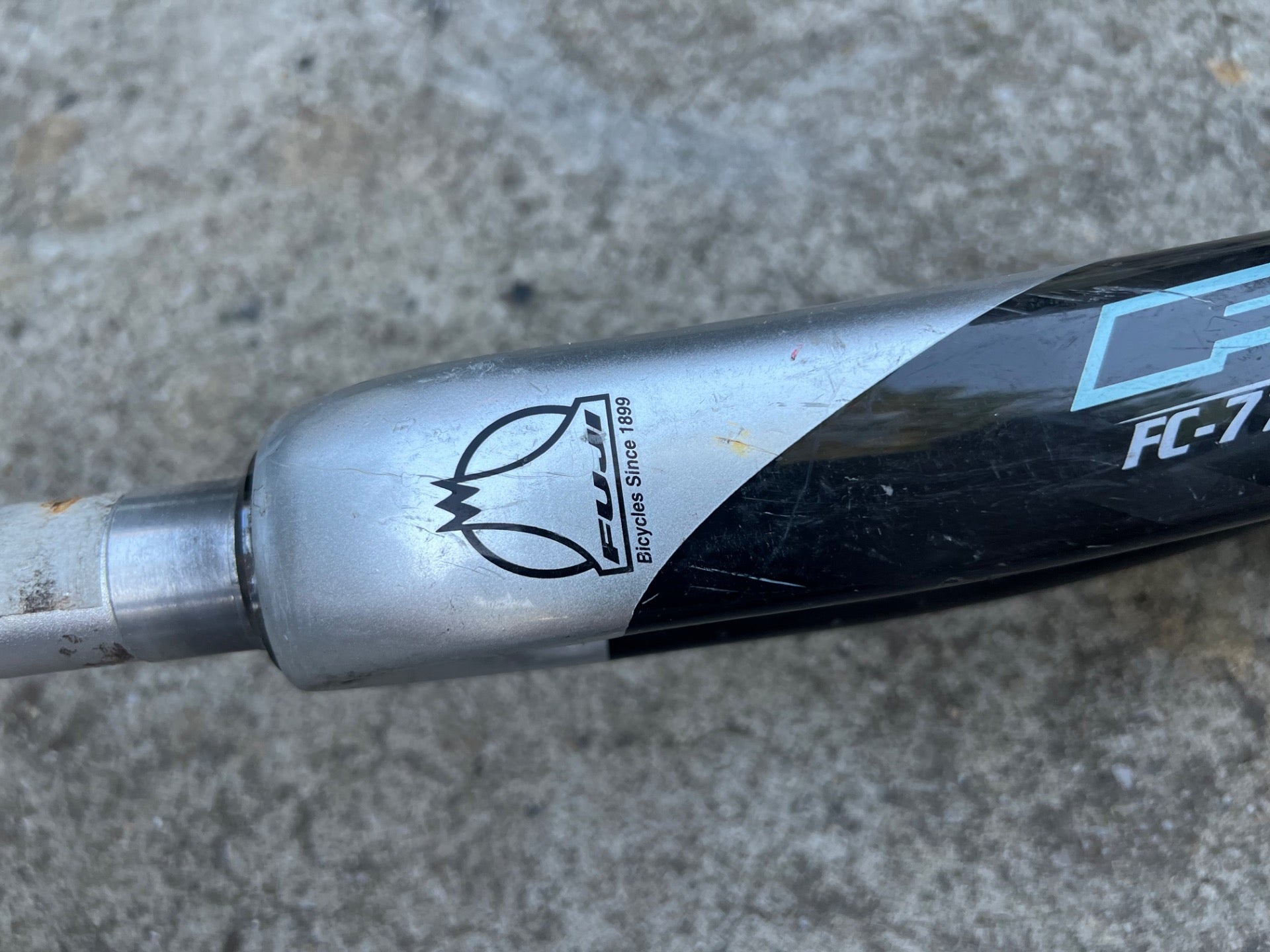 Fuji Carbon Fork 1 1/8” Threadless Steerer 9.25” Silver Black Road Bike Racing - Image 5