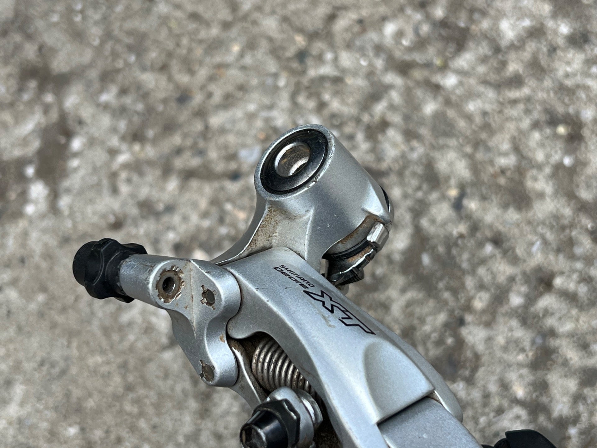 Shimano Deore XT M760 Long Cage 9 Speed Rear Derailleur Rapid Rise Mountain Bike - Image 5