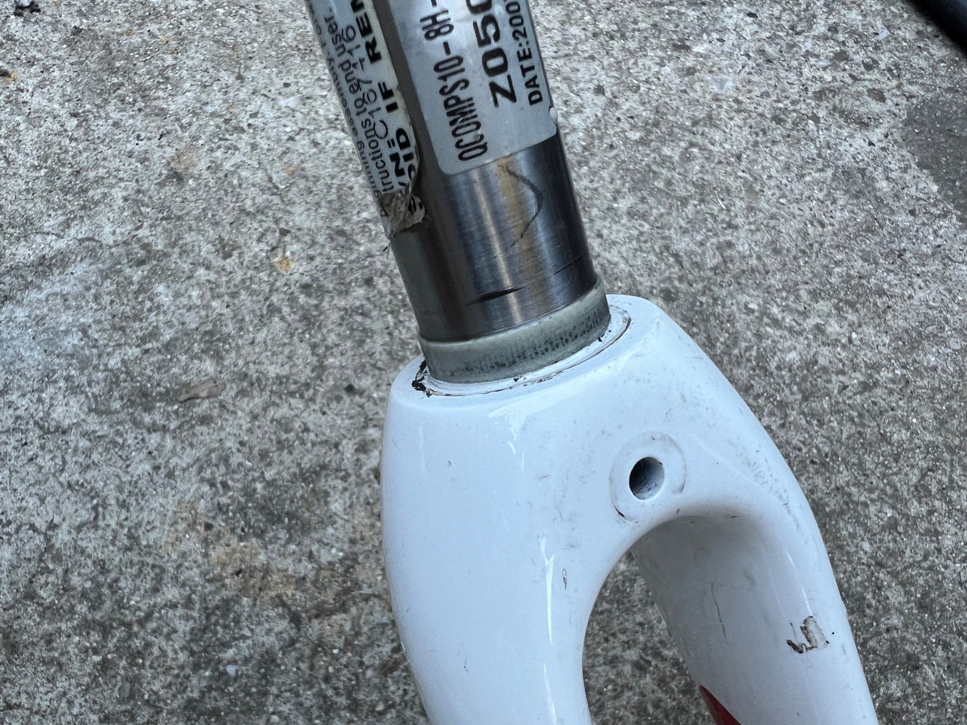 Guru Carbon Fork 700c 1 1/8” 8.25” Steerer True Temper White Red Threadless Road - Image 6