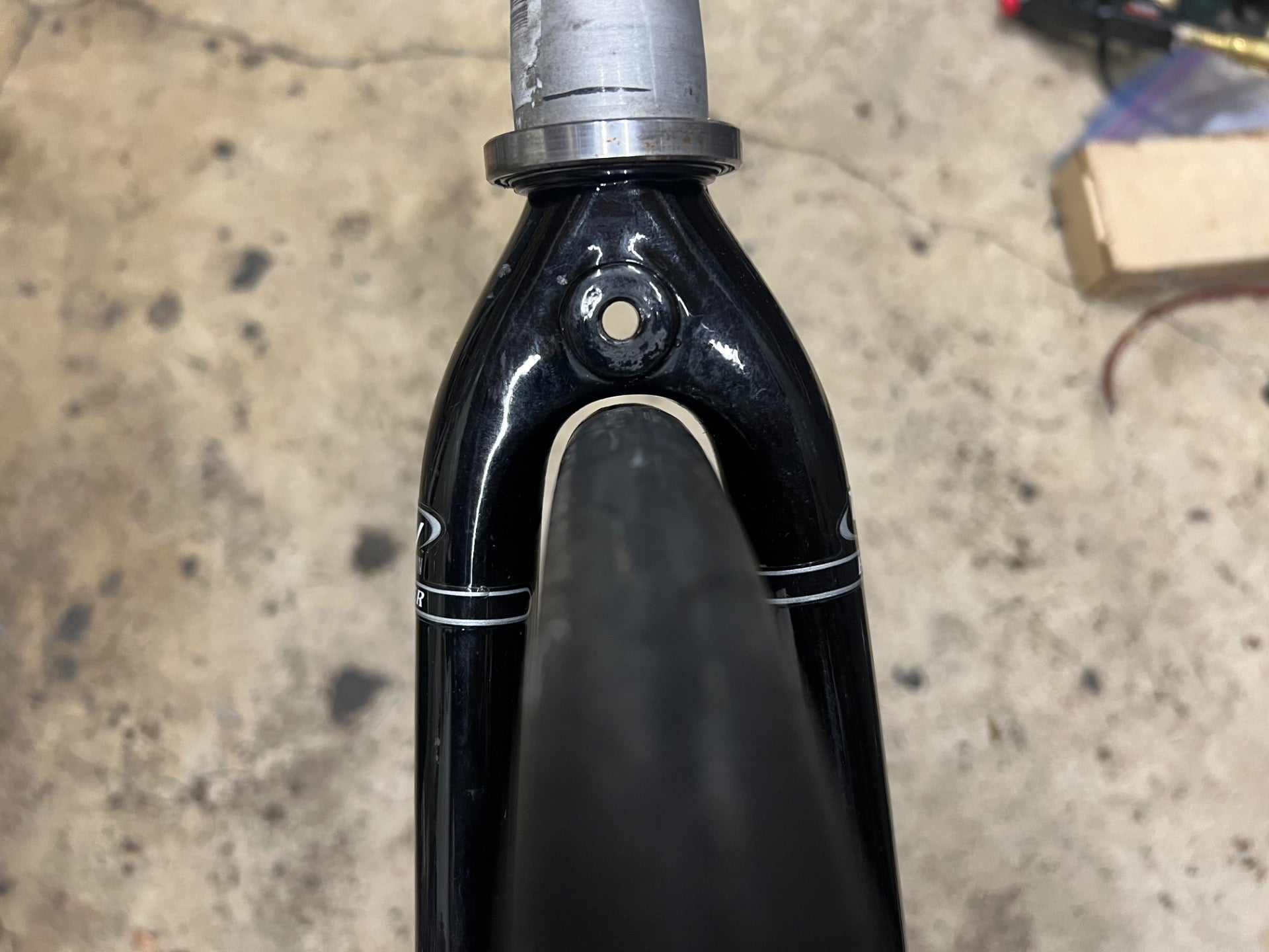 Bontrager Carbon OCLV Fork 700c 1 1/8” to 1 1/4” 9” Tapered Threadless Black - Image 6