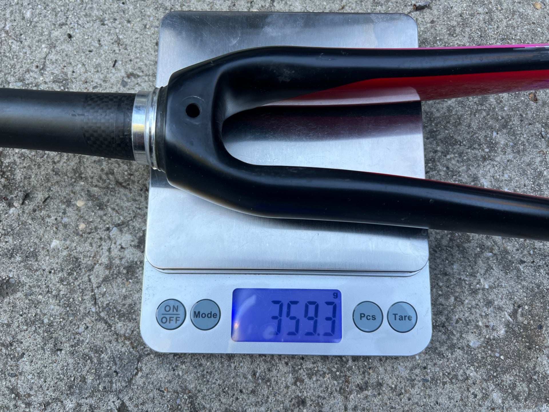 Specialized Carbon Fork 1 1/8” to 1 1/4” Tapered Threadless 8.5in Black Red Pink - Image 7
