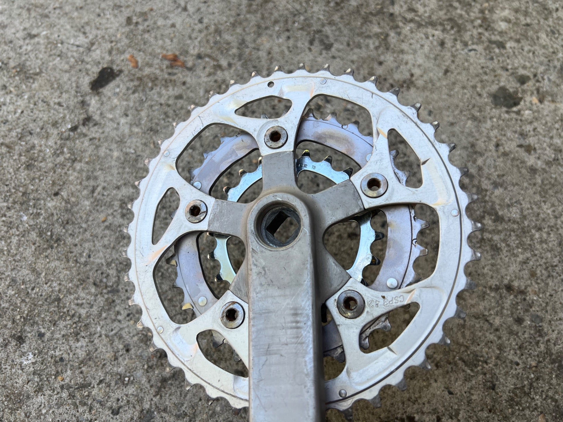 White Industires Sugino Crankset 175mm 22/32/42T Vintage MTB  - Image 7