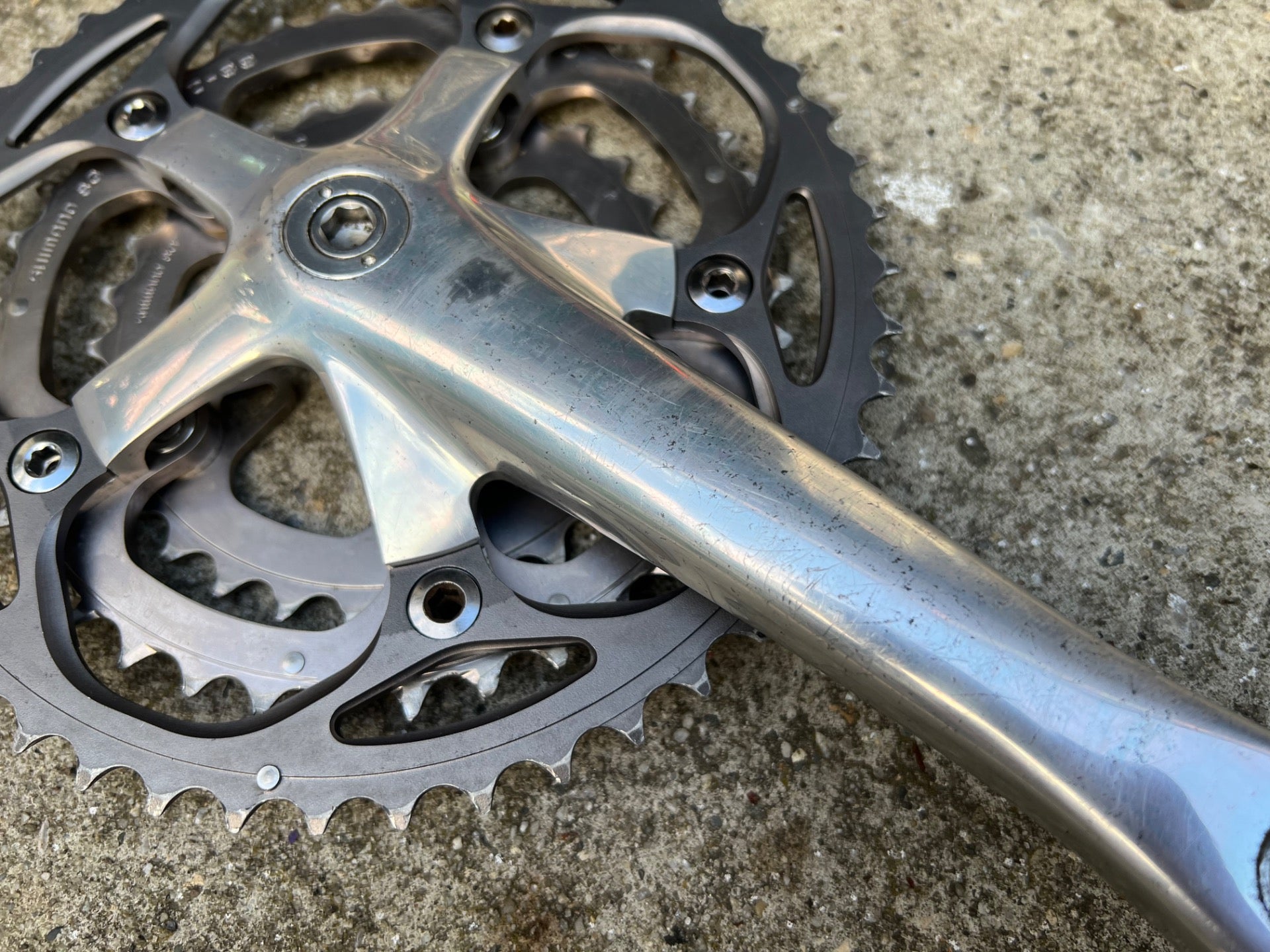 Shimano Dura Ace FC-7703 48-39-30 Triple Crankset 172.5mm Road Bike Silver  - Image 8