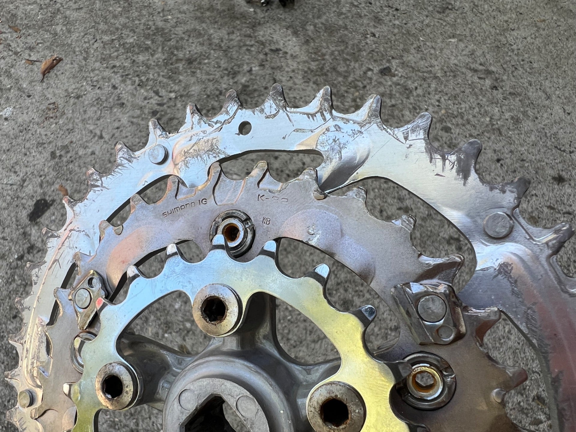 White Industires Sugino Crankset 175mm 22/32/42T Vintage MTB  - Image 8
