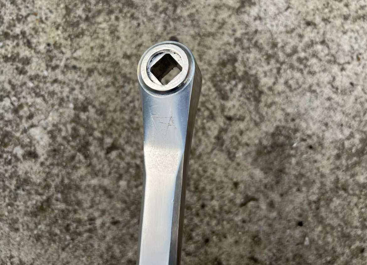 NICE Shimano 600 Touring Forged Crankset 52/42 170mm 3 Bolt Vintage Retro Road - Image 8