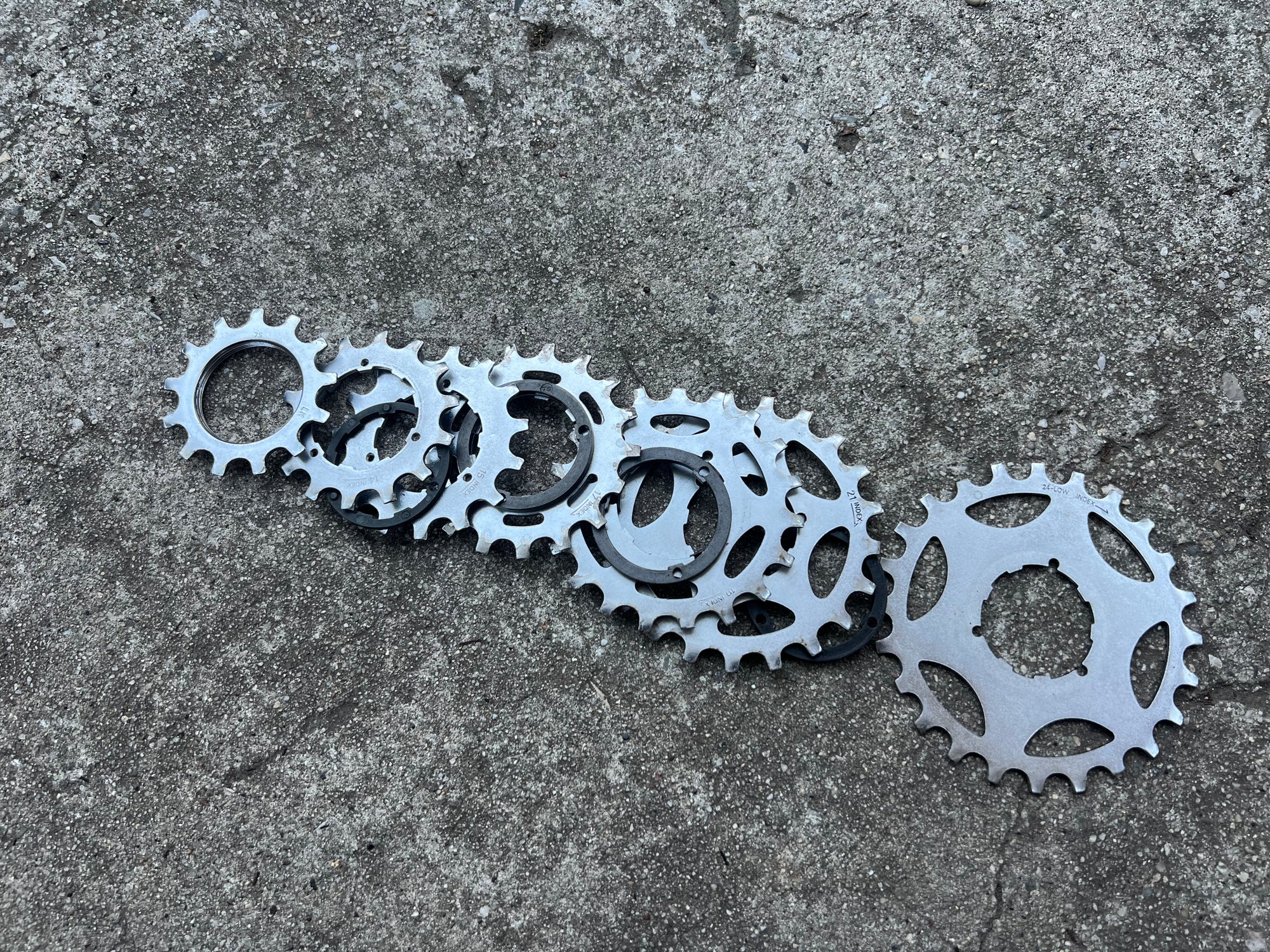 Shimano 7 Speed 13-24T Uniglide Cassette Vintage Road Touring Bike Silver