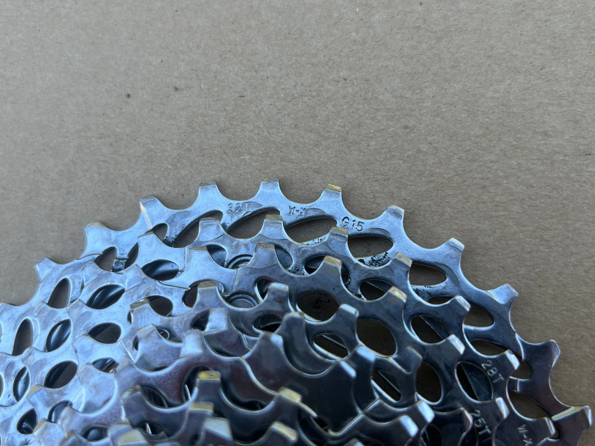 Clean! SRAM PG 1050 11-32T 10 Speed Cassette Road Bike Gravel Chrome