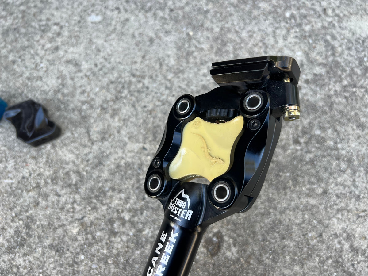 Cane Creek Thudbuster 27.2x355mm Black Suspension Seatpost Gravel