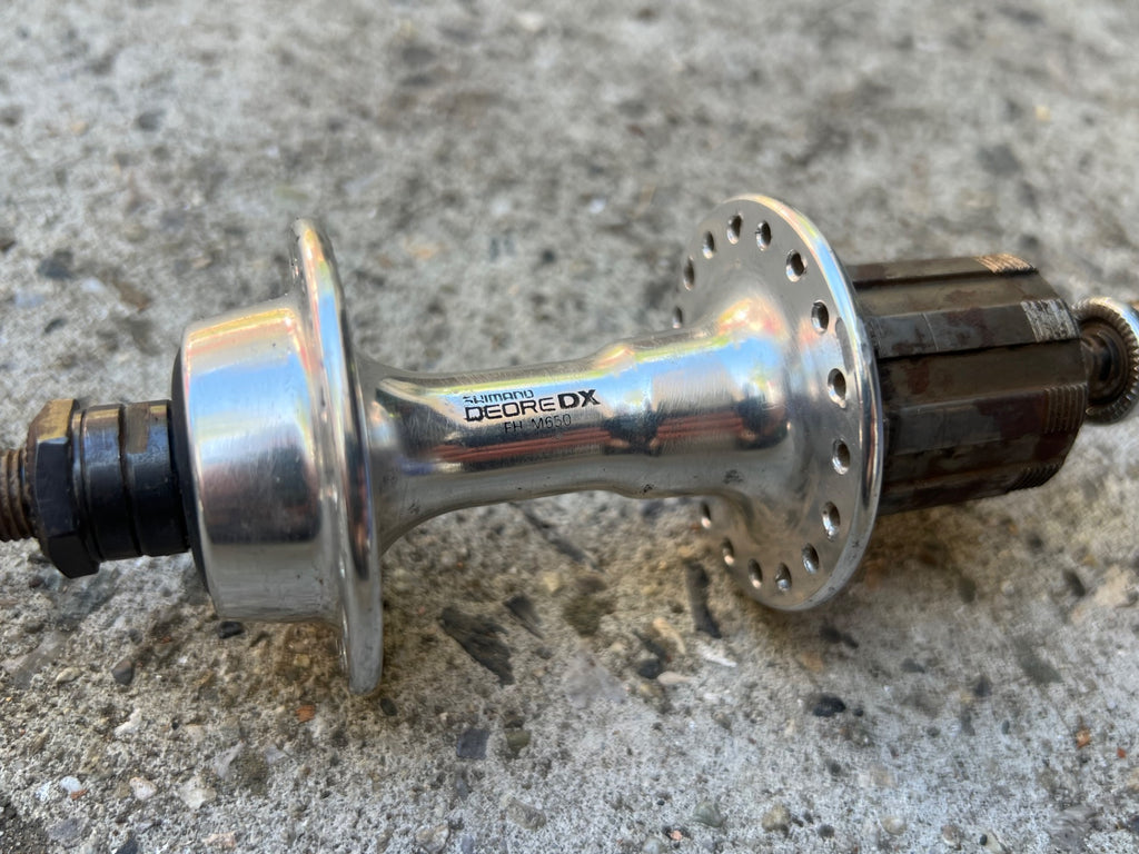Shimano Deore DX 36H Hole M560 Rear Hub 130mm Vintage MTB Touring Bike Silver - Image 2