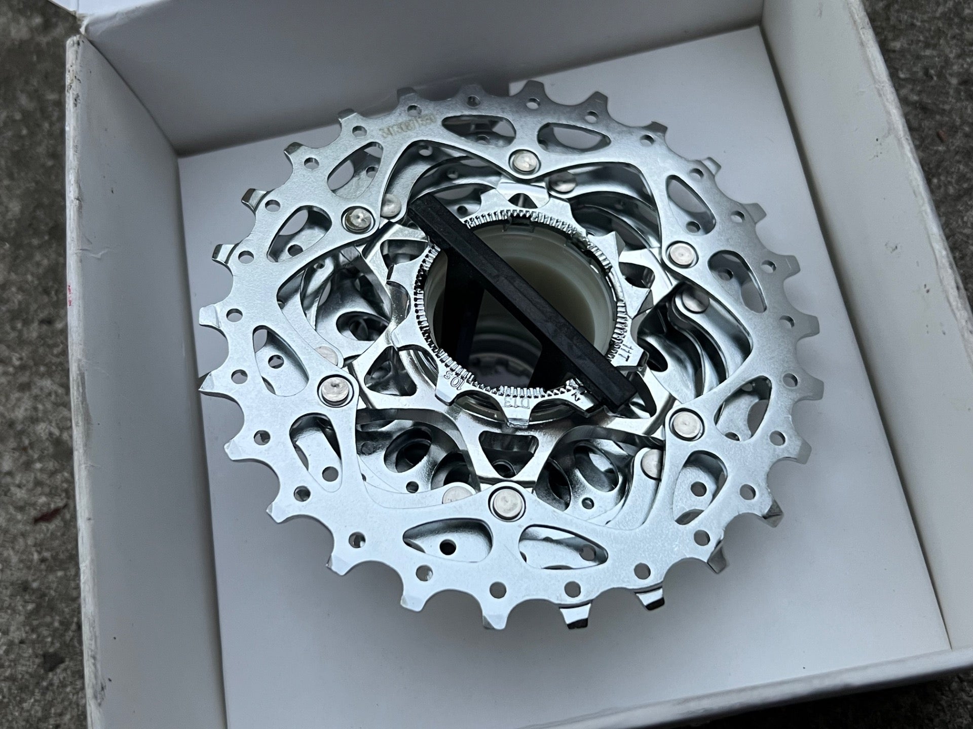 NEW SRAM PG 1070 11-26T 10 Speed Cassette Chrome Gravel Road Bike Touring  - Image 2