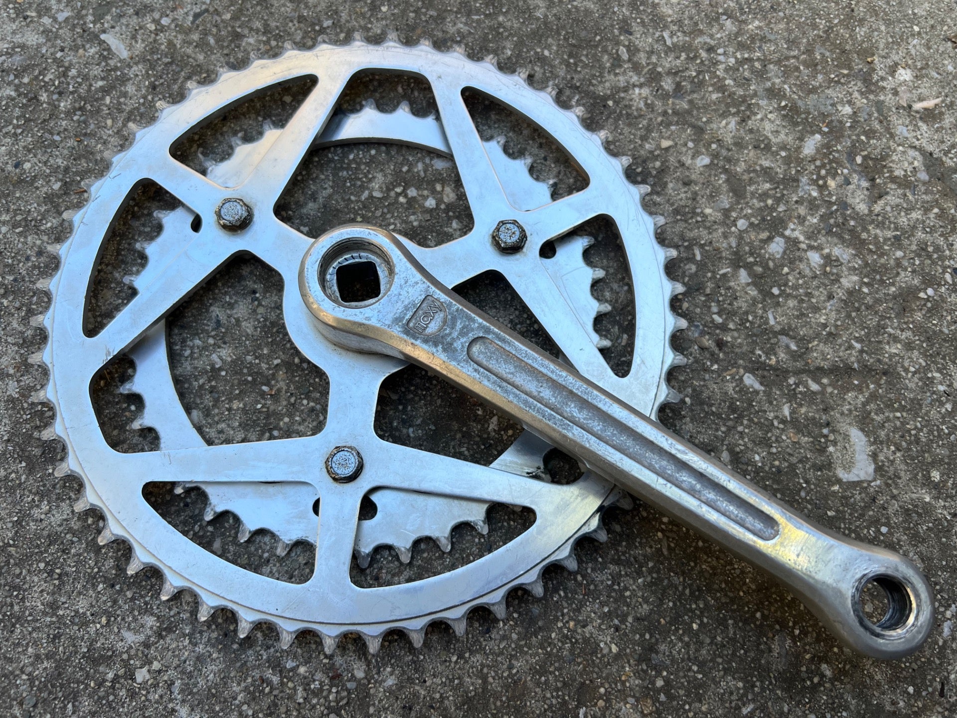 Sugino Maxy Crankset 52/40T 171mm Double Square Taper Silver Vintage 3 Bolt Arm - Image 2