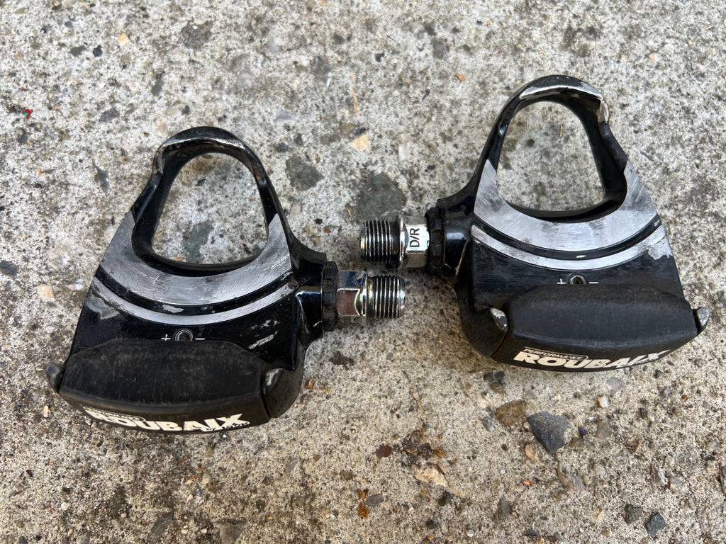 Used Look Roubaix Performance Clipless Pedals Black Vintage Retro Road ARC Gravel-Bicycle Bin