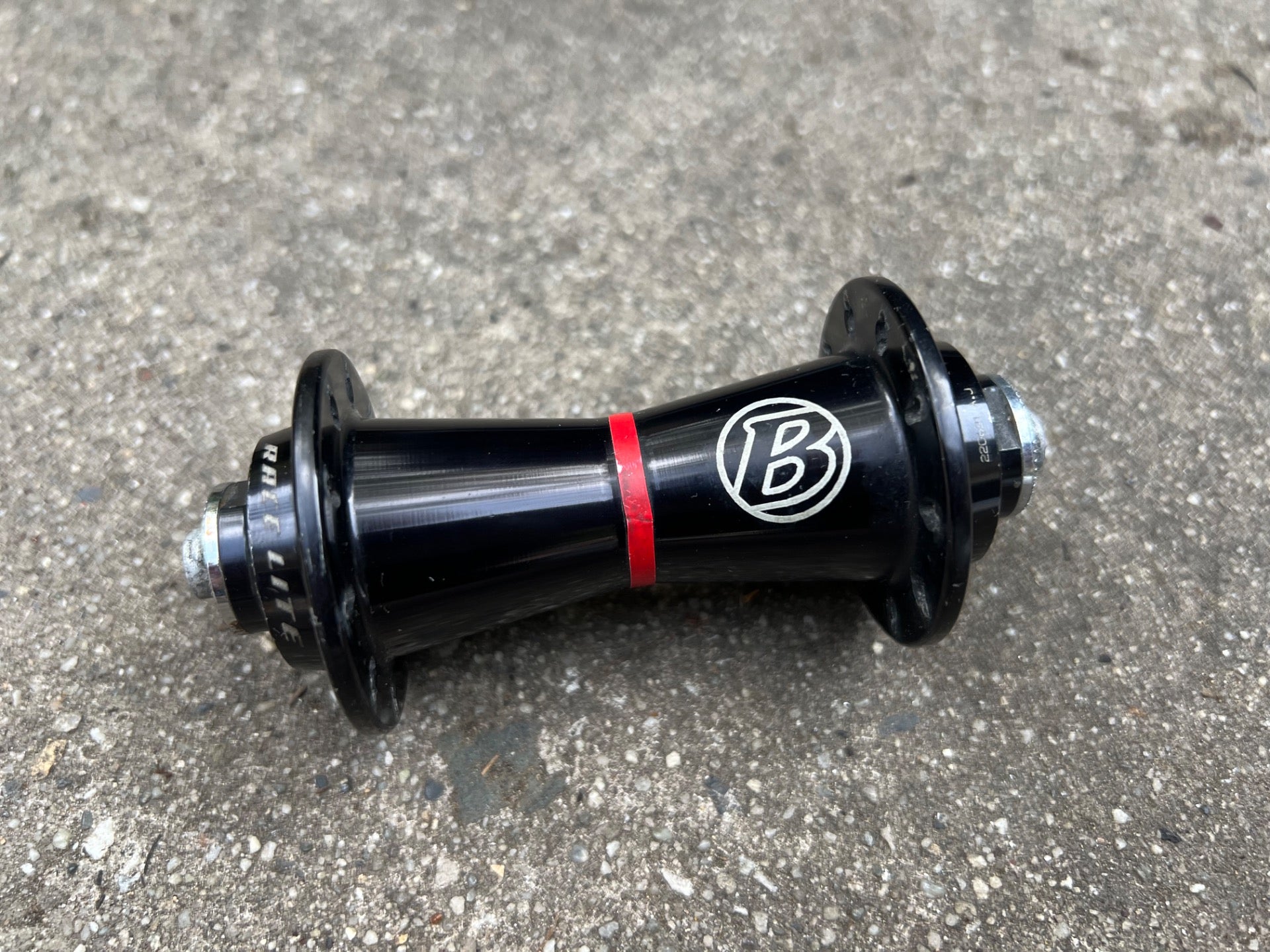 Bontrager Race Lite Front Hub 20H 100mm Spacing Black Red Road Bike Retro CX Red - Image 2