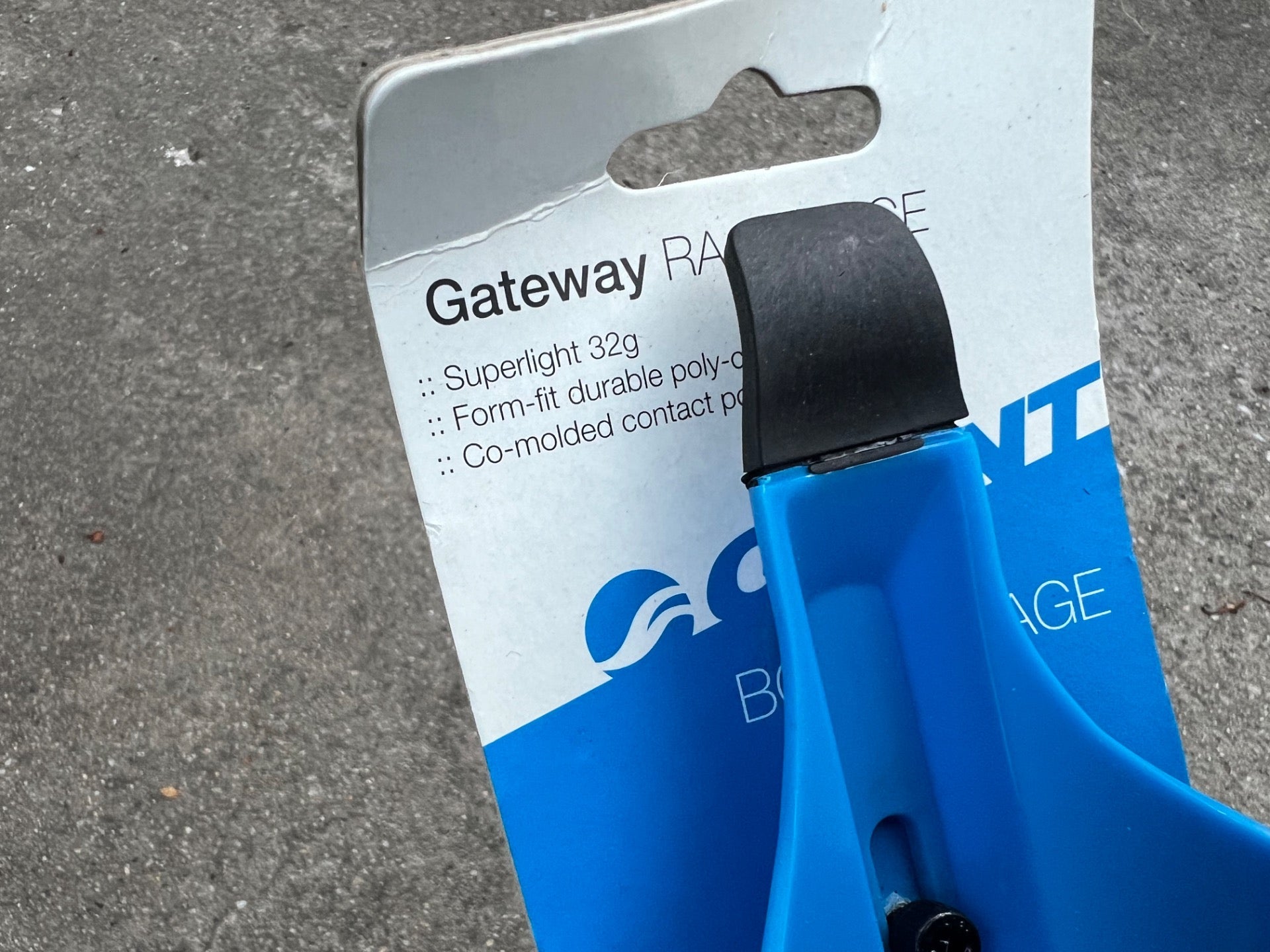 NEW Giant Gateway Race Cage 32g Blue Bottle Cage Road Bike Racing XC CX Gravel - Image 2