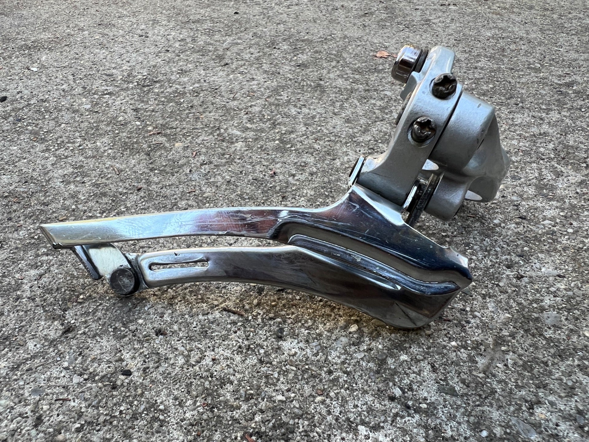 Shimano Claris FD-2300 31.8mm Bottom Pull Double Front Derailleur 2x8 Road Bike - Image 2