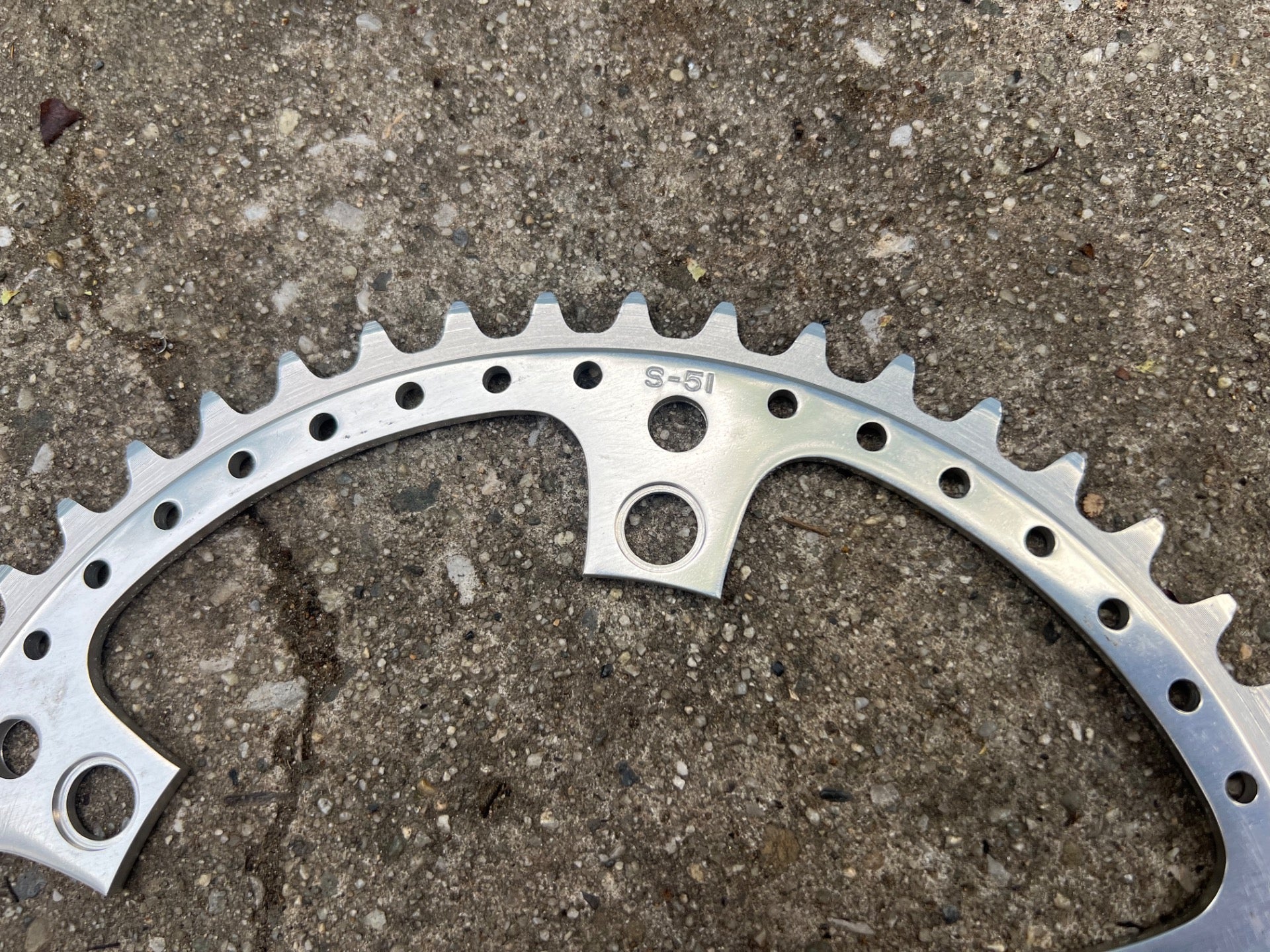 NOS Sugino 144 BCD 51T Chainring Drillium Vintage Road Track Bike Silver Retro  - Image 2
