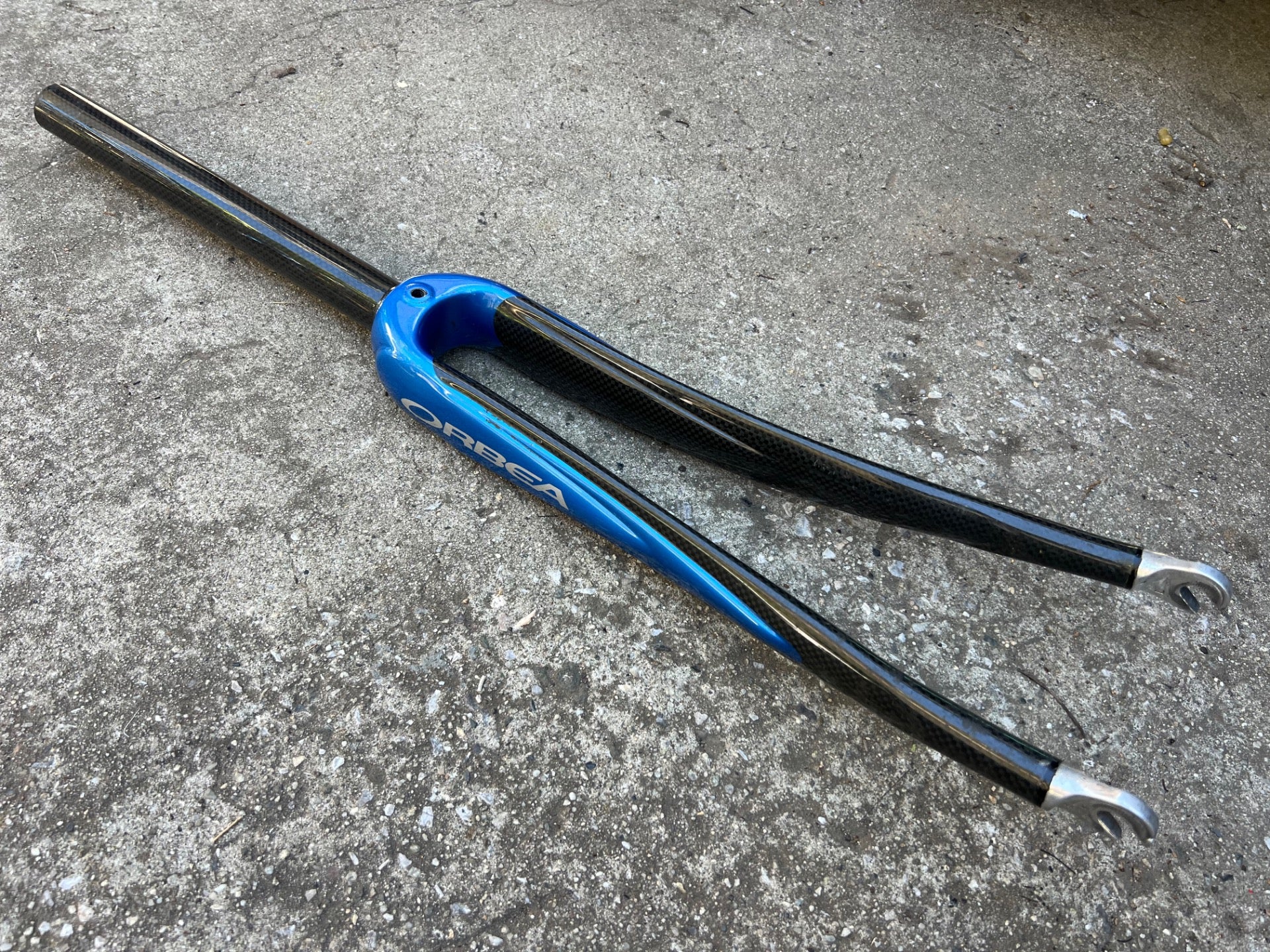 Orbea Carbon Fork 700c 1 1/8” 10in Threadless Steerer Fiber Blue Black Road Bike - Image 2