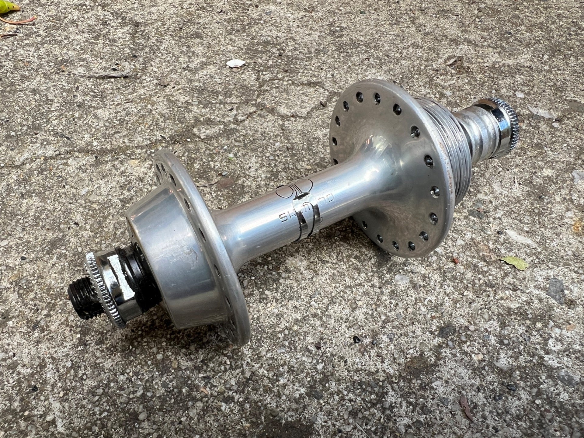 Shimano Dura Ace 36H First Gen Generation Rear Hub 126mm Low Flange 5 Speed   - Image 2