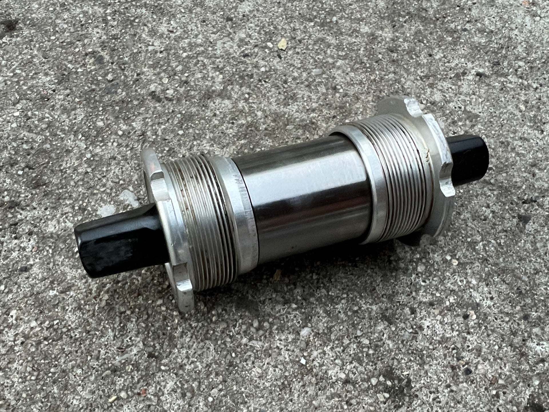 Campagnolo English 68x115.5mm Sealed Bearing Bottom Bracket Square Taper 1.37x24 - Image 2