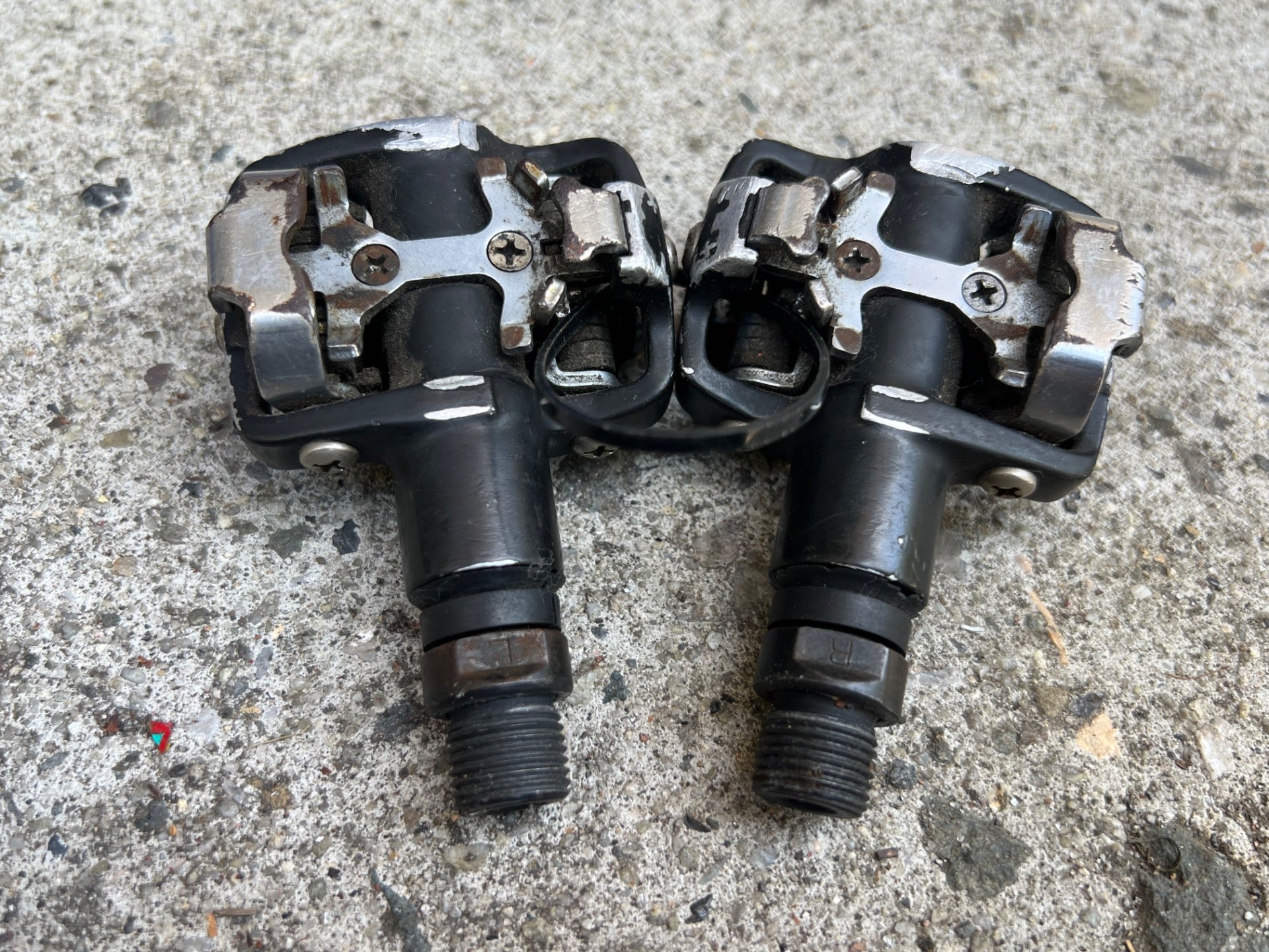 Nashbar Shimano SPD Clipless Pedals Blue Black Gravel Road Touring Bike  - Image 2