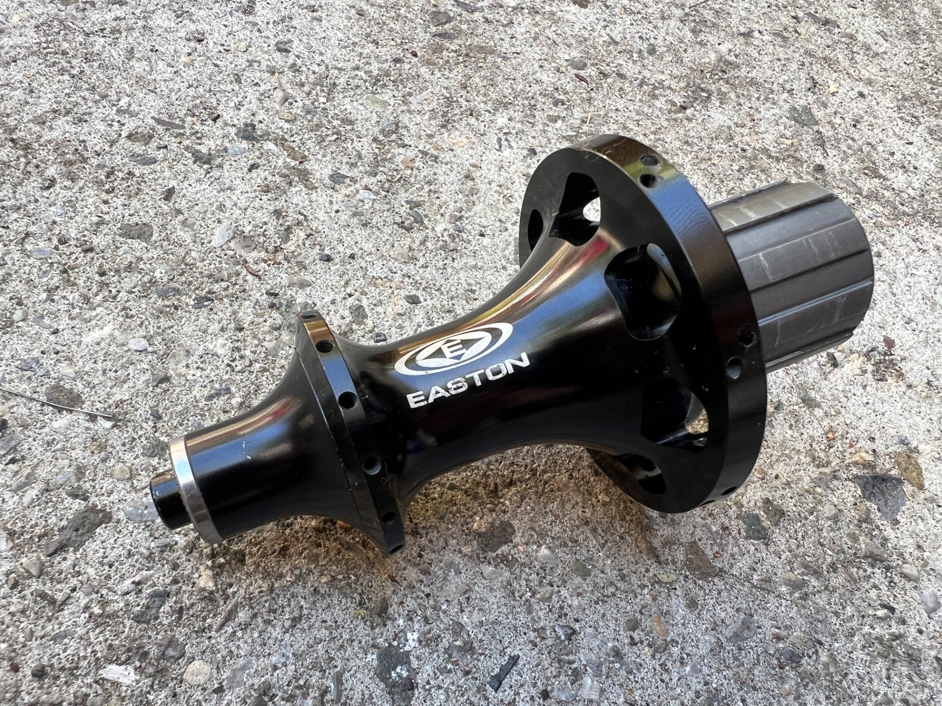 Easton 28H Hole Rear Hub 8/9/10 Speed 130mm Black Road Bike Racing  - Image 2