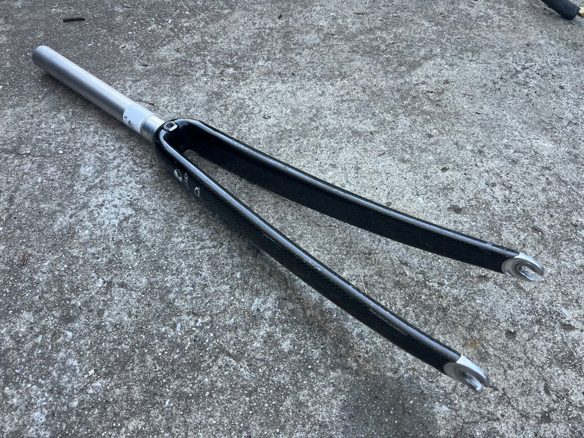 Reynolds Carbon 700c Fork 1 1/8” 9” Threadless Steerer Ouzo Comp ii 2 Black Road - Image 2