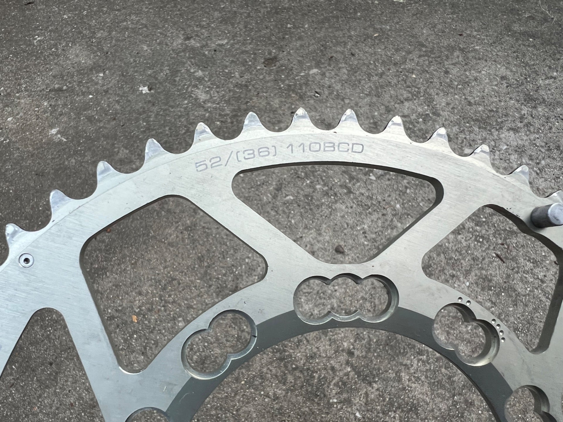Rotor 110BCD 52T Tooth Chainring Q Rings Oval Road Bike Racing Silver OCP - Image 2