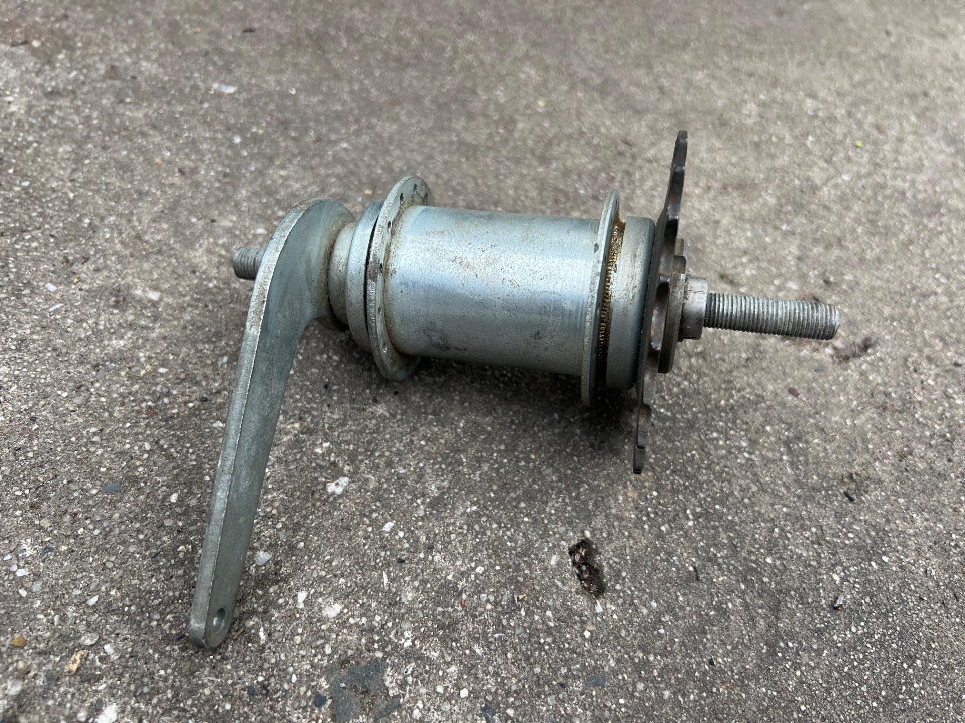 Mattatuck USA Rear Coaster Brake Hub 28H Hole Vintage Retro Steel American 20T  - Image 2