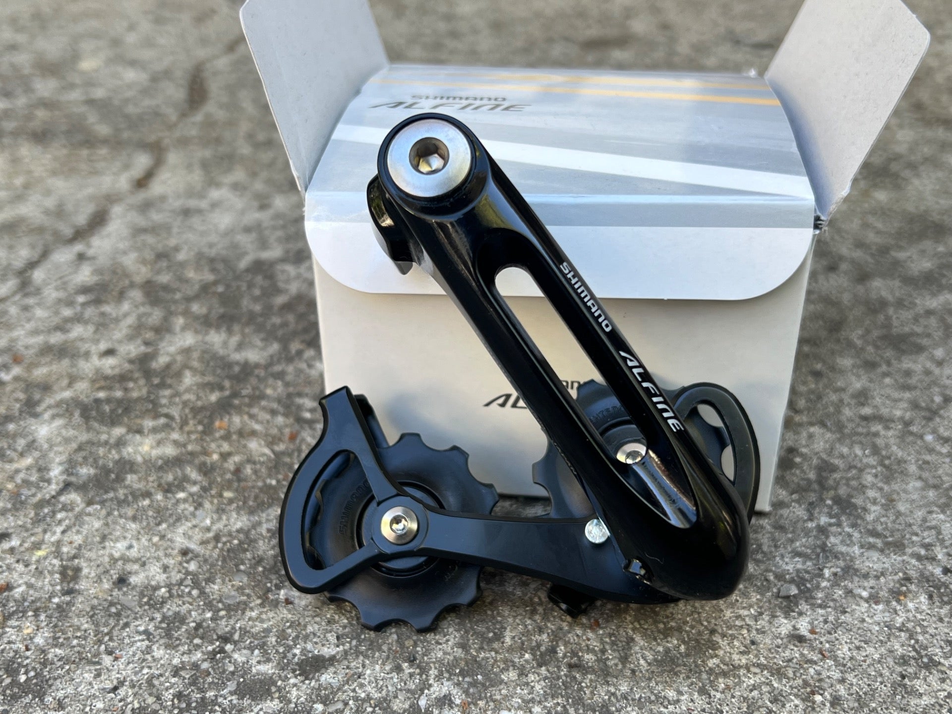 NEW Shimano Alfine CT-S500 Chain Tensioner Single Speed Black Dual Pulley Rear  - Image 2