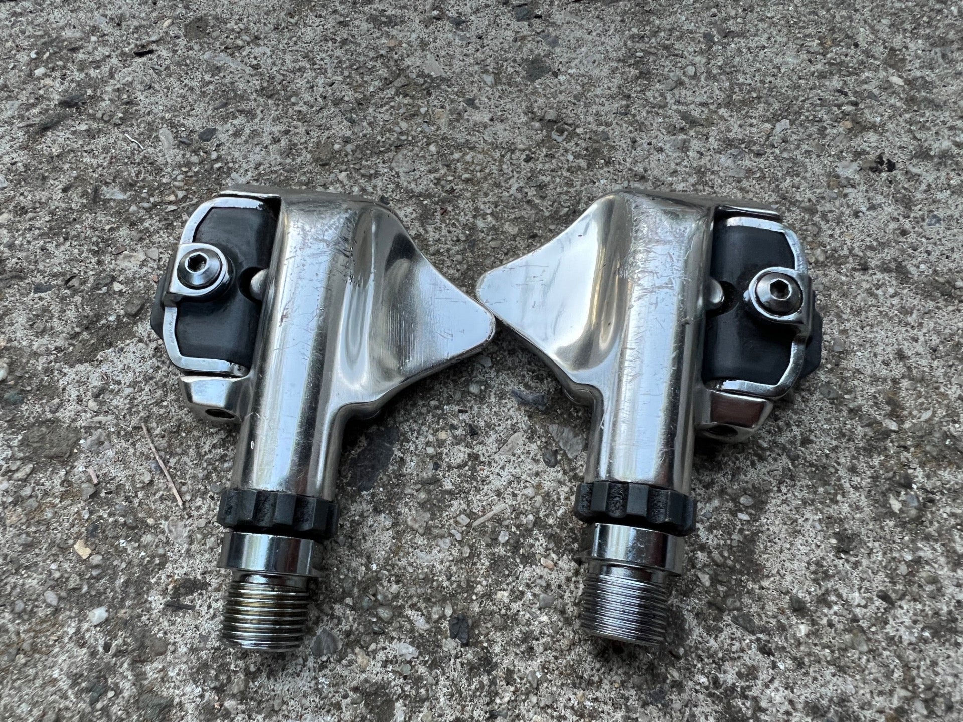 Smooth Shimano Dura Ace PD-7410 SPD Clipless Pedals Vintage Retro Road Bike 9/16 - Image 2
