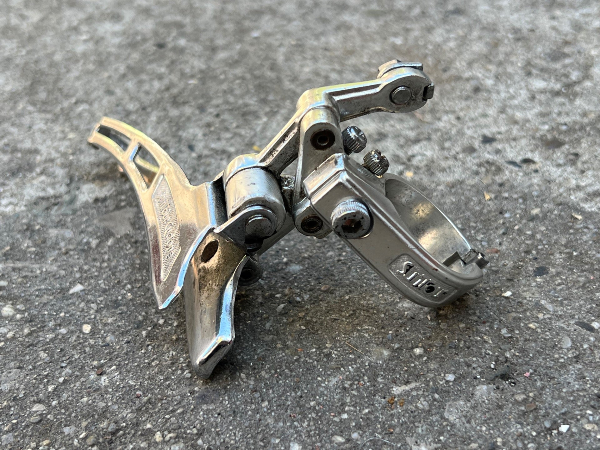 Suntour Cyclone 1st gen 28.6mm Bottom Pull Front Derailleur Vintage Road Double - Image 2