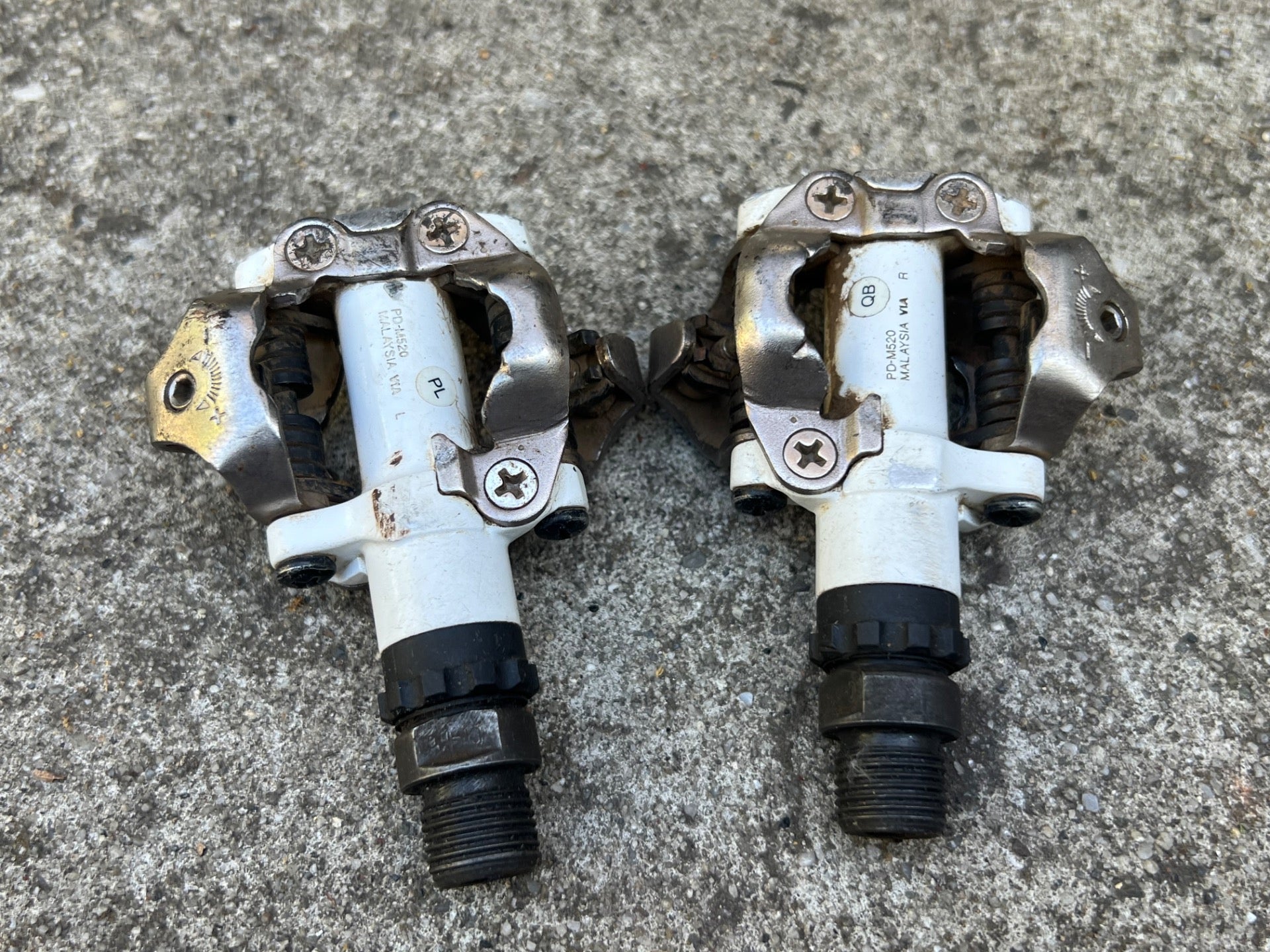 Shimano PD-M520 Clipless SPD Pedals MTB Mountain Gravel Dual Sided Entry   - Image 2