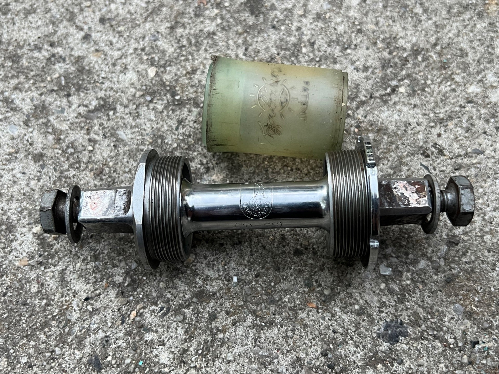 Campagnolo 70-SS 70x115mm Bottom Bracket Italian Thread Nuovo Record Chrome  - Image 2